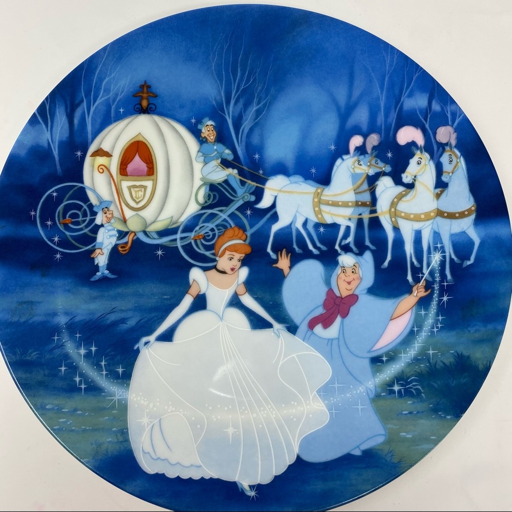 First issue Cinderella Bibbidi limited edition Knowles China plate